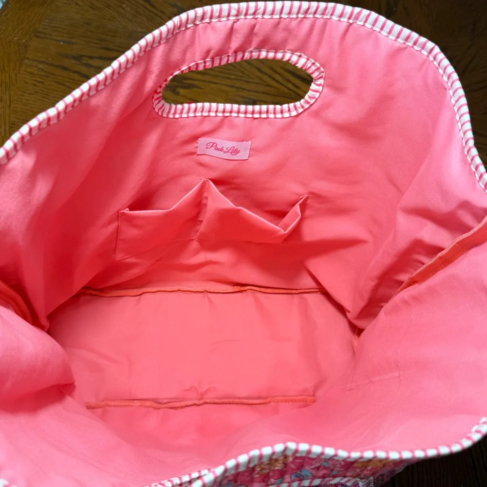 Pink Lily Quilted Tote, Pink, NIB - Picture 5 of 8